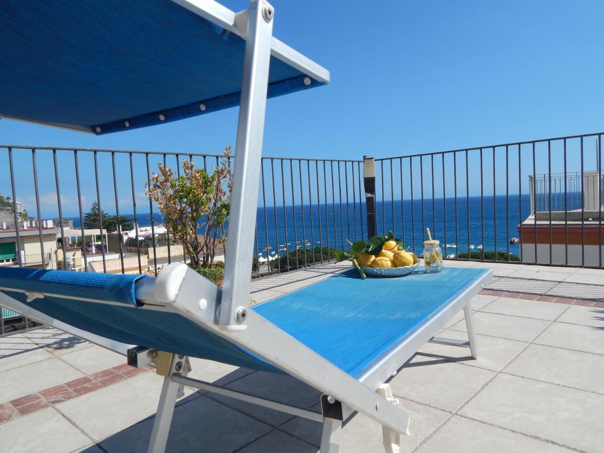 Riviera B&B Rooms Maiori Buitenkant foto