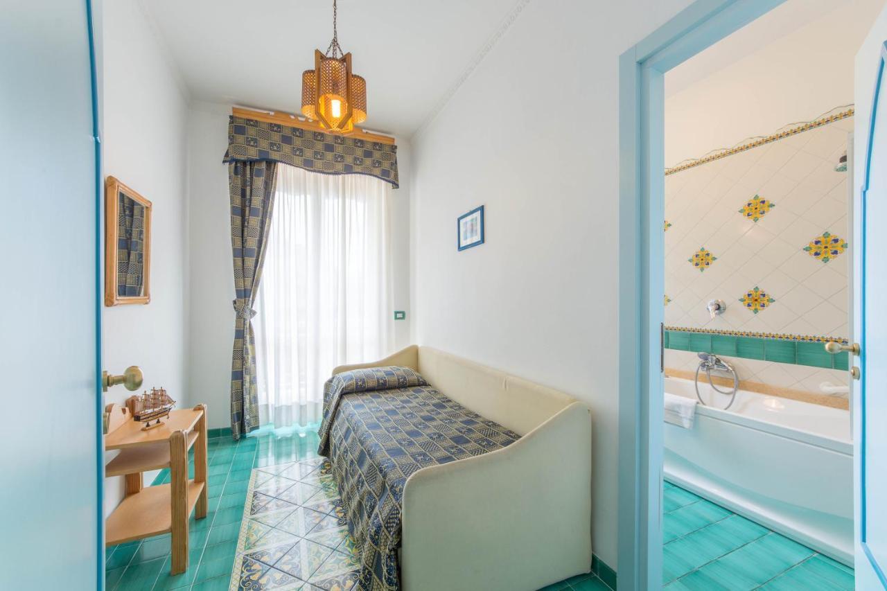 Riviera B&B Rooms Maiori Buitenkant foto