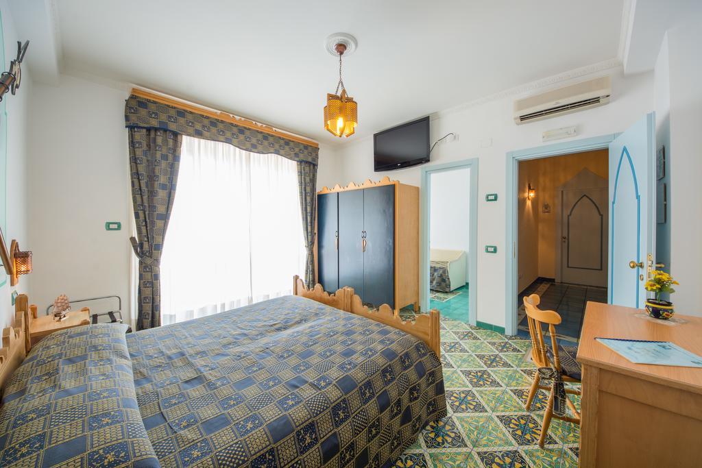 Riviera B&B Rooms Maiori Buitenkant foto