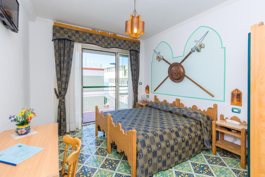 Riviera B&B Rooms Maiori Buitenkant foto