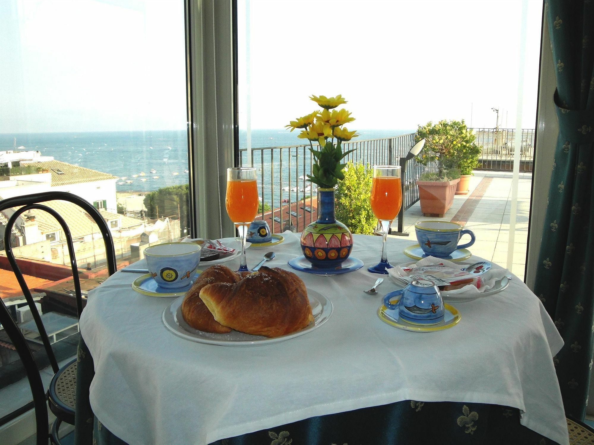 Riviera B&B Rooms Maiori Buitenkant foto